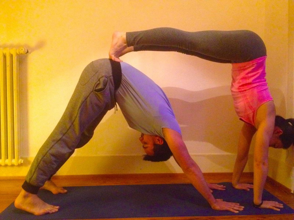 Partner Yoga poses - Myoga Studio Lausanne